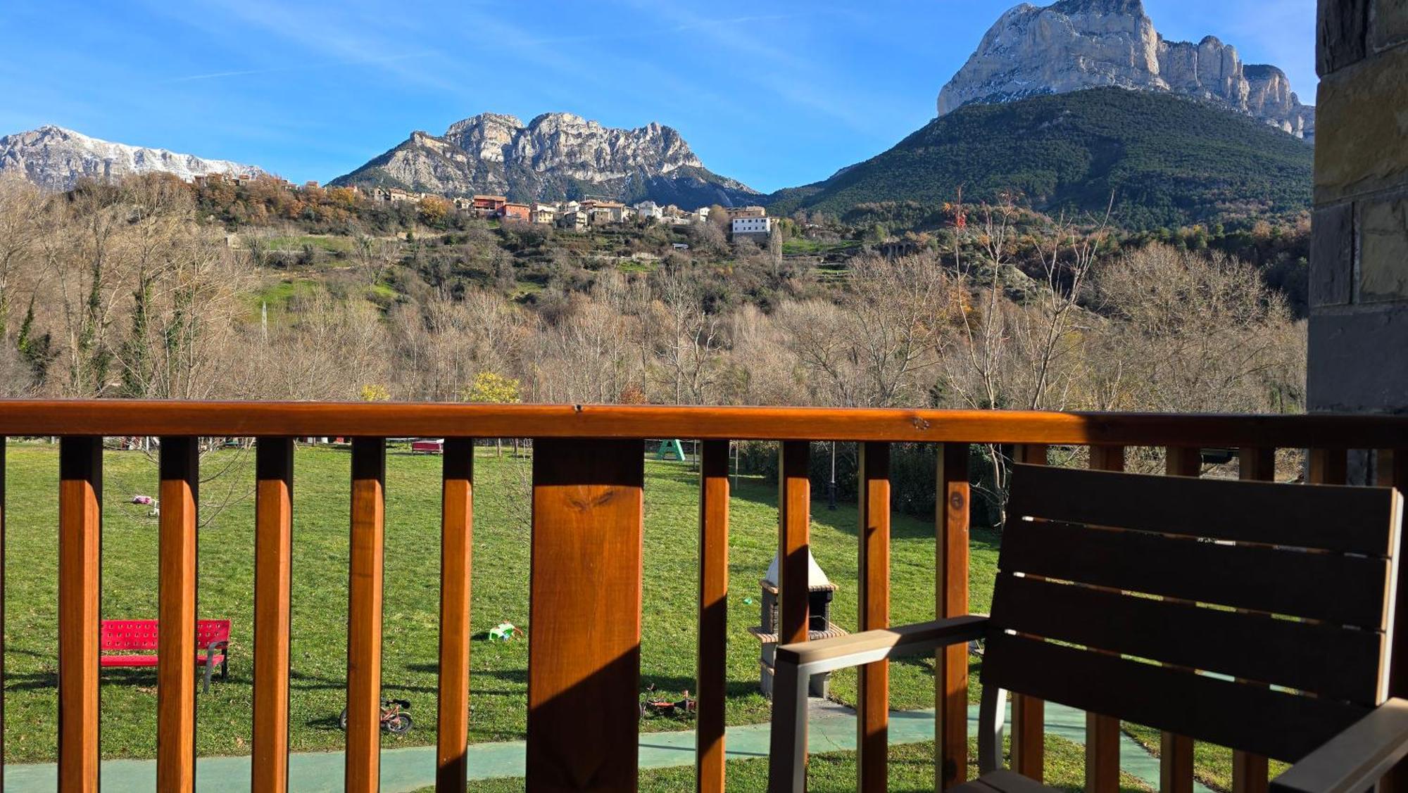 Casas La Ribera Ordesa Guest House Escalona  Exterior photo